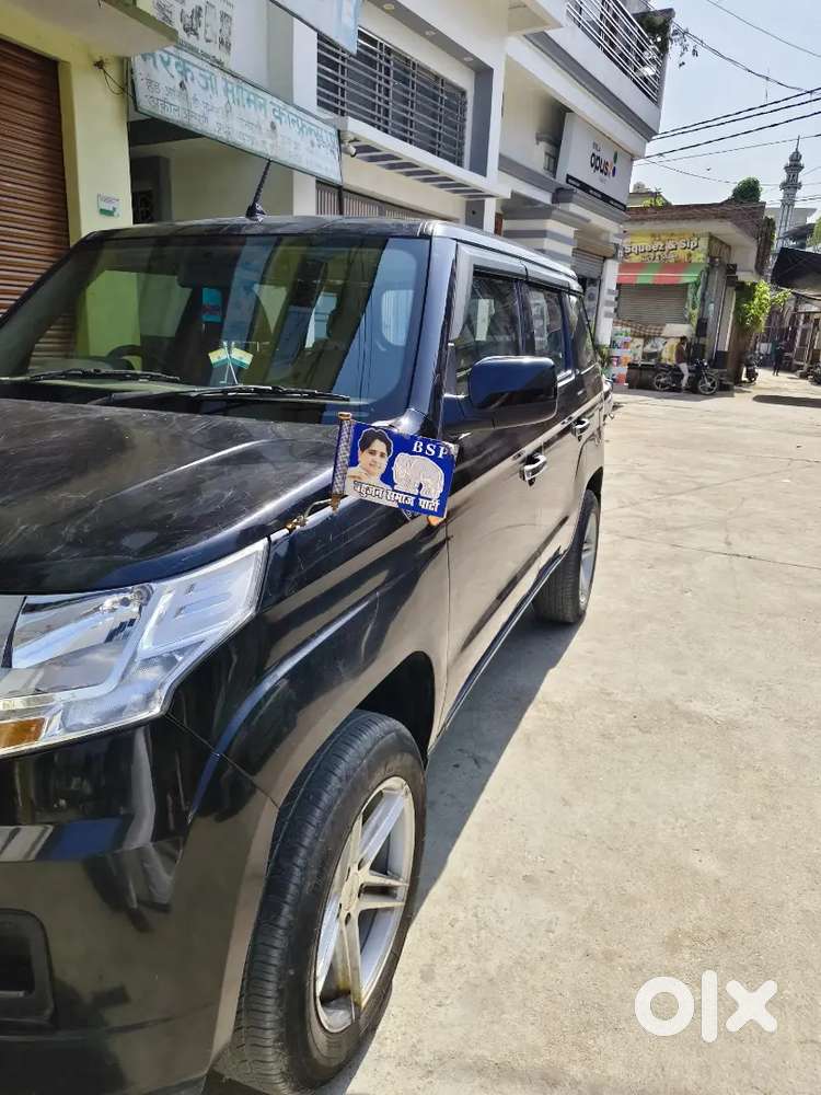 Mahindra Tuv 300 2017