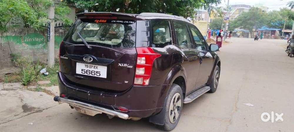 Xuv500 (w4) 2016 Model Full Insurance Available 1,30,000kms Driven