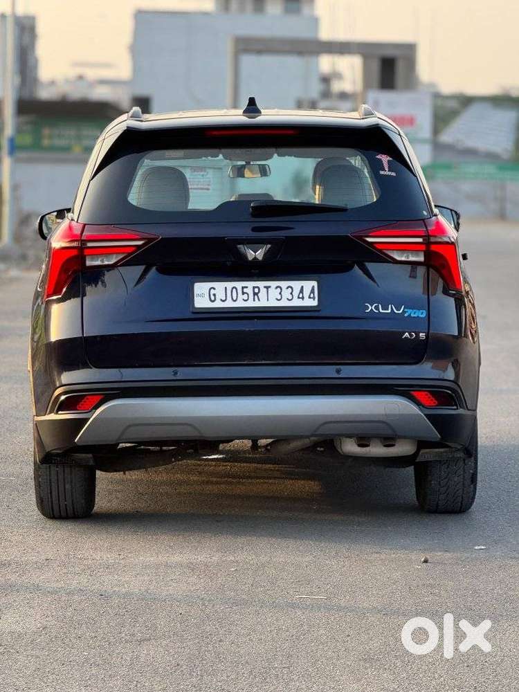 Mahindra Xuv700 2.0 Ax 5 Petrol Mt Str, 2022, Petrol
