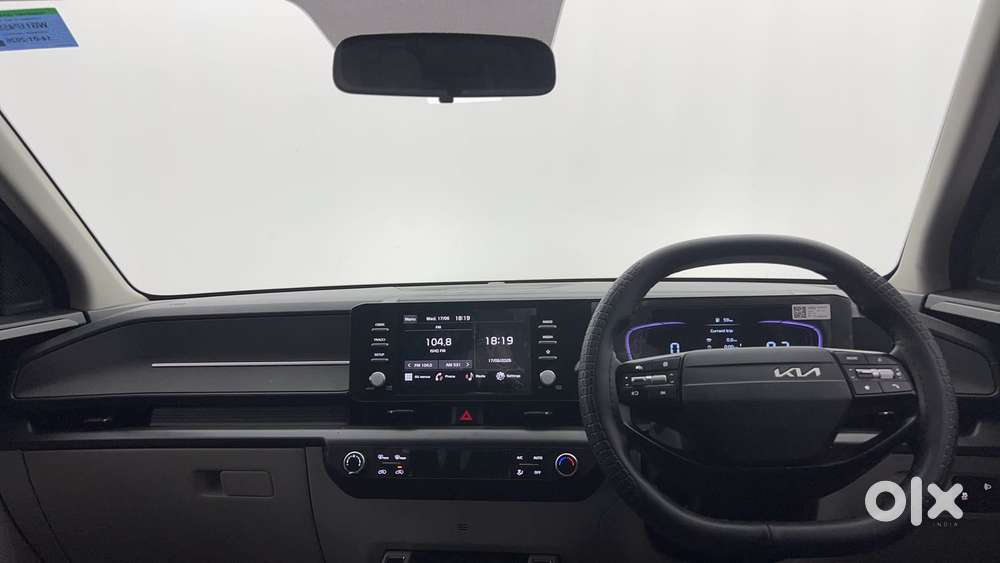 Kia Carens Clavis Htk, 2025, Petrol