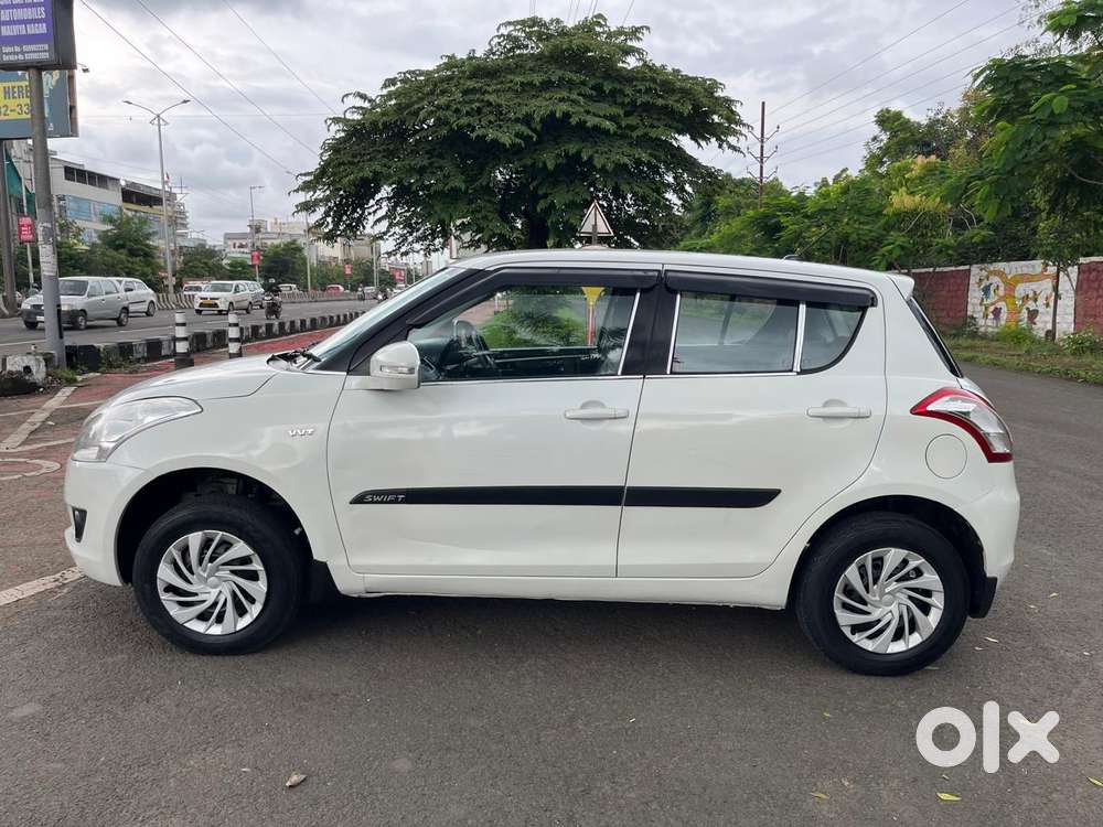 Maruti Suzuki Swift Vxi Optional, 2012, Petrol