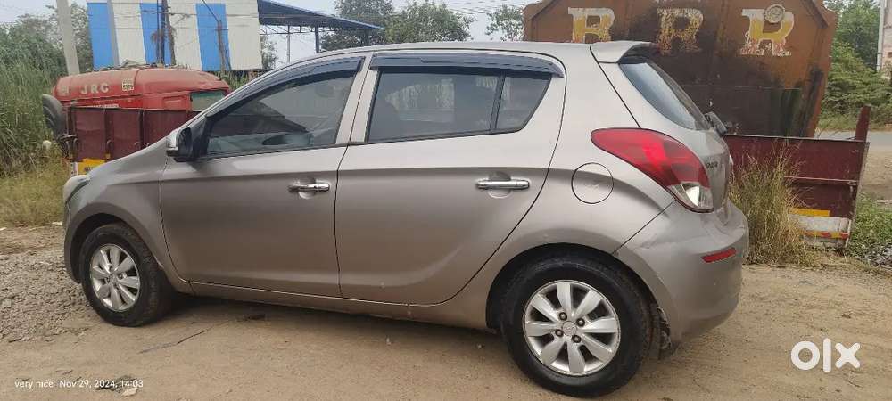 Hyundai I20 2013 Diesel 150000 Km Driven.     Cost 2,50,000