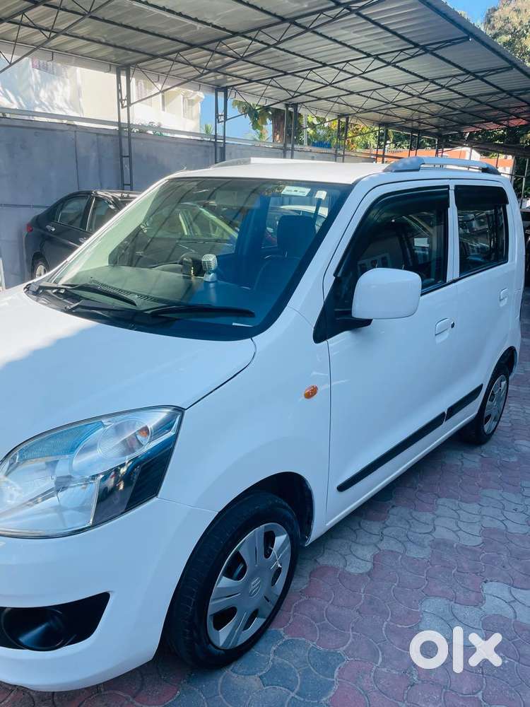 Maruti Suzuki Wagon R Vxi Amt1.2, 2018, Petrol