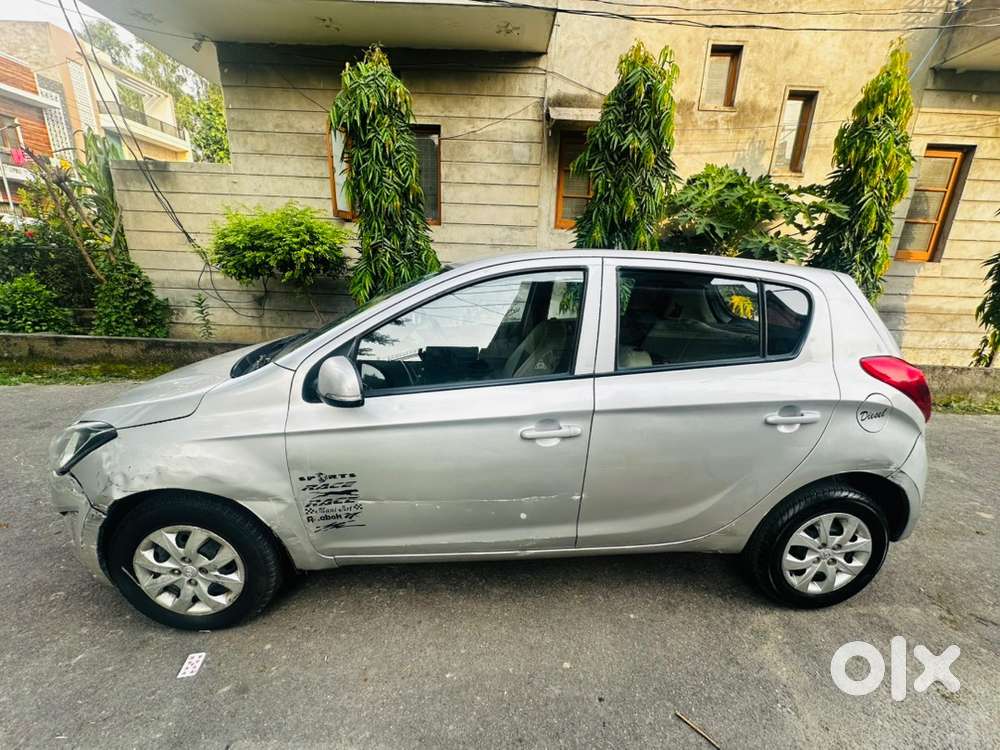 Hyundai I20 December 2013 Diesel Good Condition