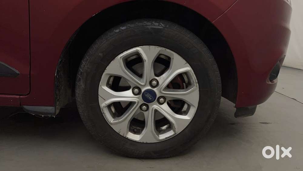 Ford Figo Aspire Titanium, 2016, Petrol