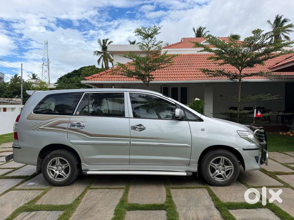 Toyota Innova 2.5 G (diesel) 7 Seater, 2012, Diesel