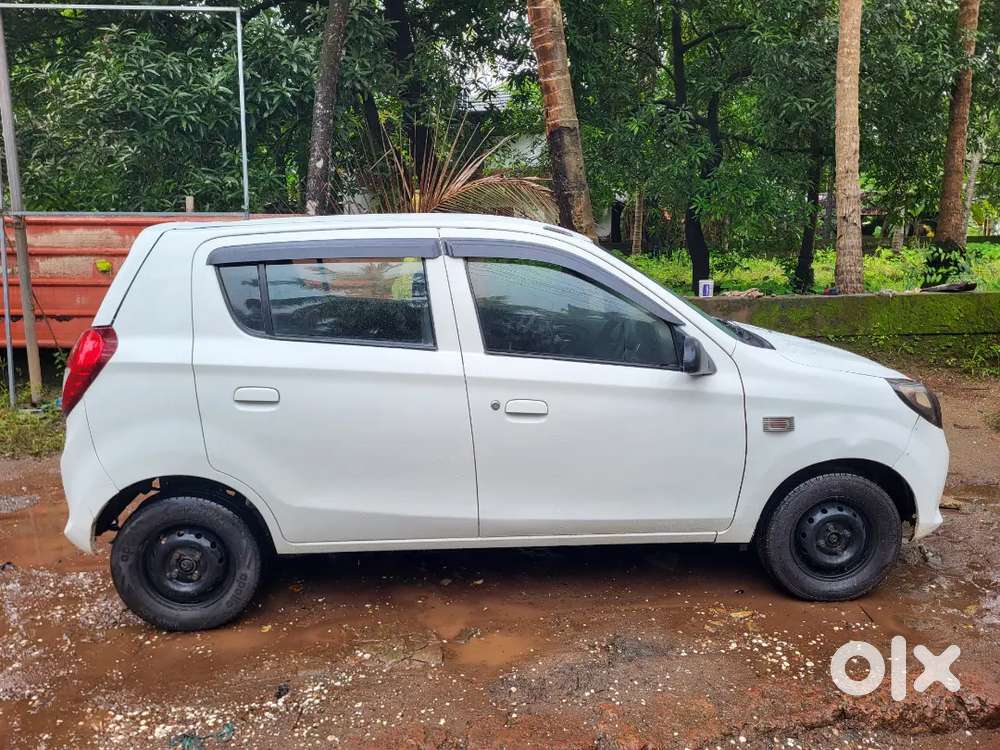 Maruti Suzuki Alto 800 2013 No Replace. Center Lock New Tayers