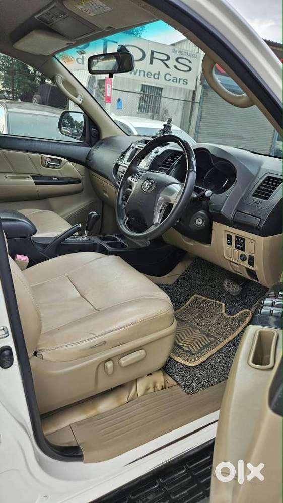 Toyota Fortuner 3.0 4x2 Automatic, 2014, Diesel