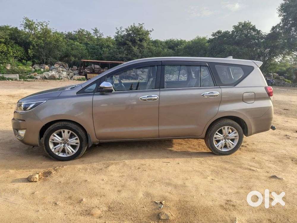 Toyota Innova Crysta 2.8 Zx At, 2016, Diesel