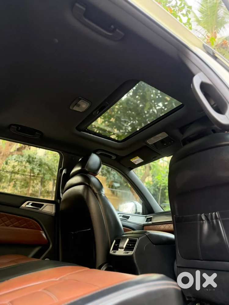 Mahindra Alturas G4 4wd At, 2019, Diesel