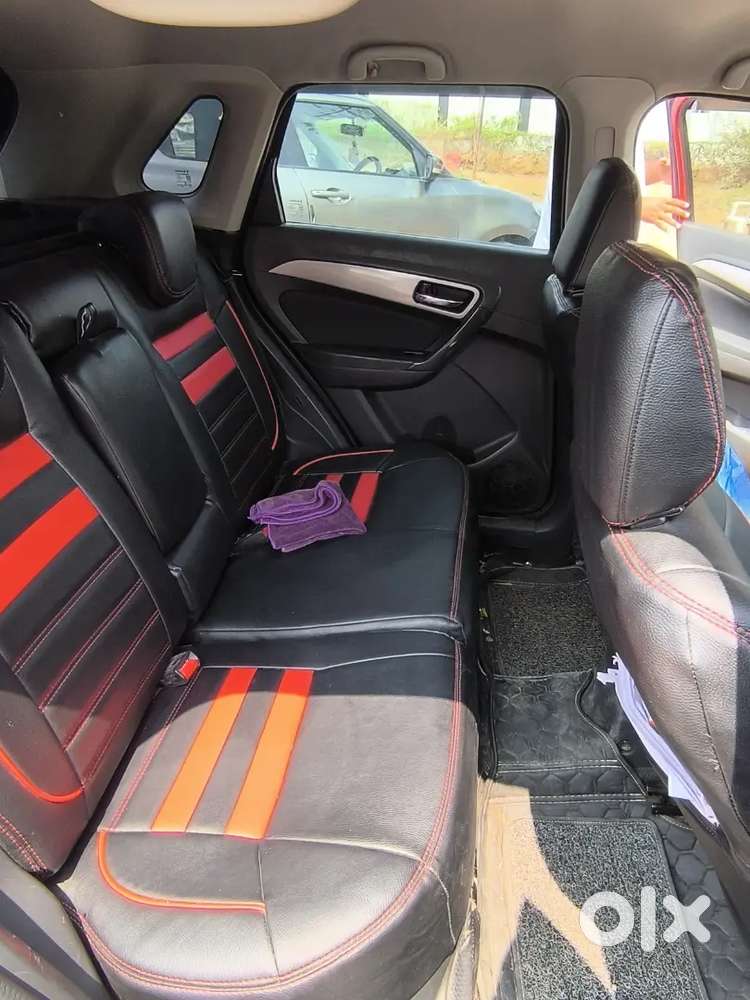 2017 Maruti Suzuki Brezza Zdi+ Dual Tone Manual
