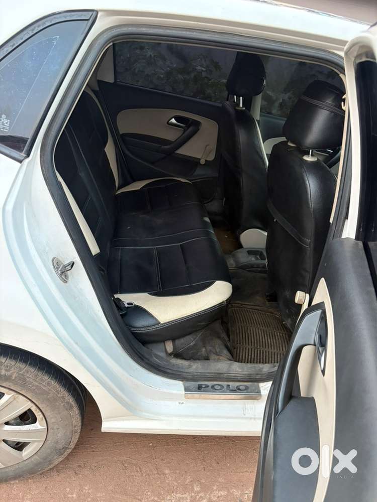Volkswagen Polo 2012 Car