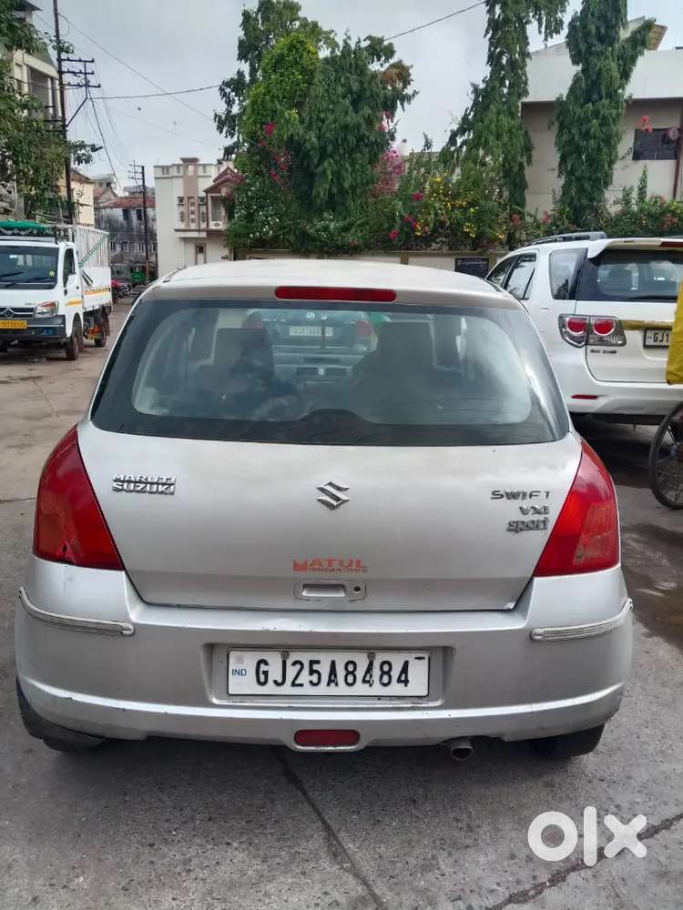 Swift Maruti Suzuki 2006 Petrol+ Cng