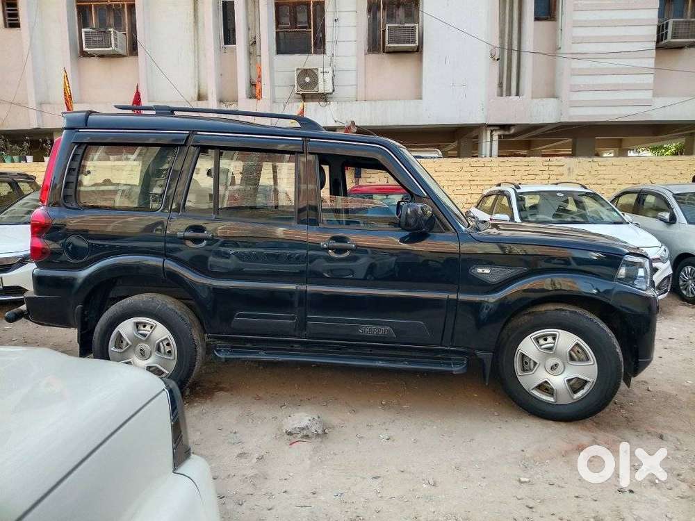 Mahindra Scorpio Classic 2.2 S Mt 7 Str, 2023, Diesel