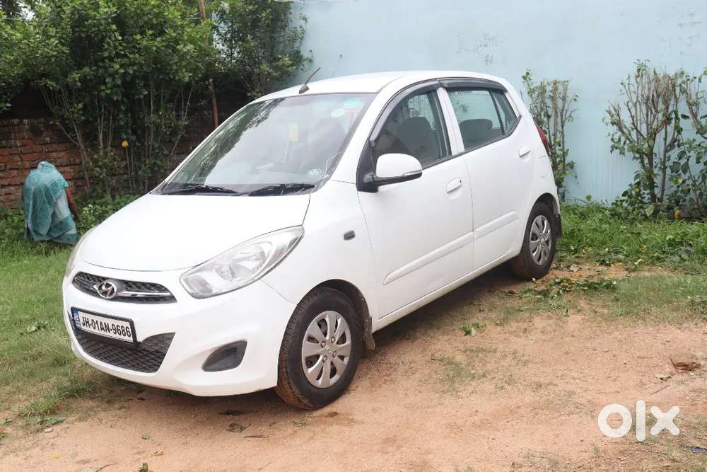 Hyundai I10 Sportz 2011 (paper Valid Till 2031)