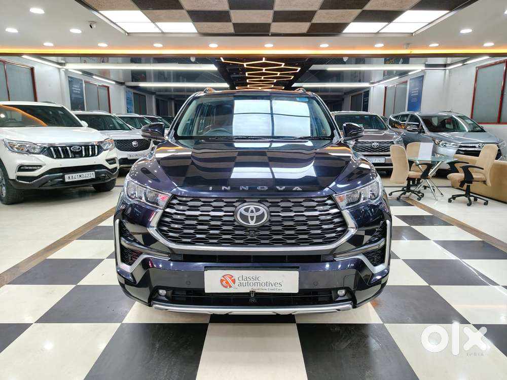 Toyota Innova Hycross 2.0 Vx (o) Hybrid 7 Str, 2024, Petrol
