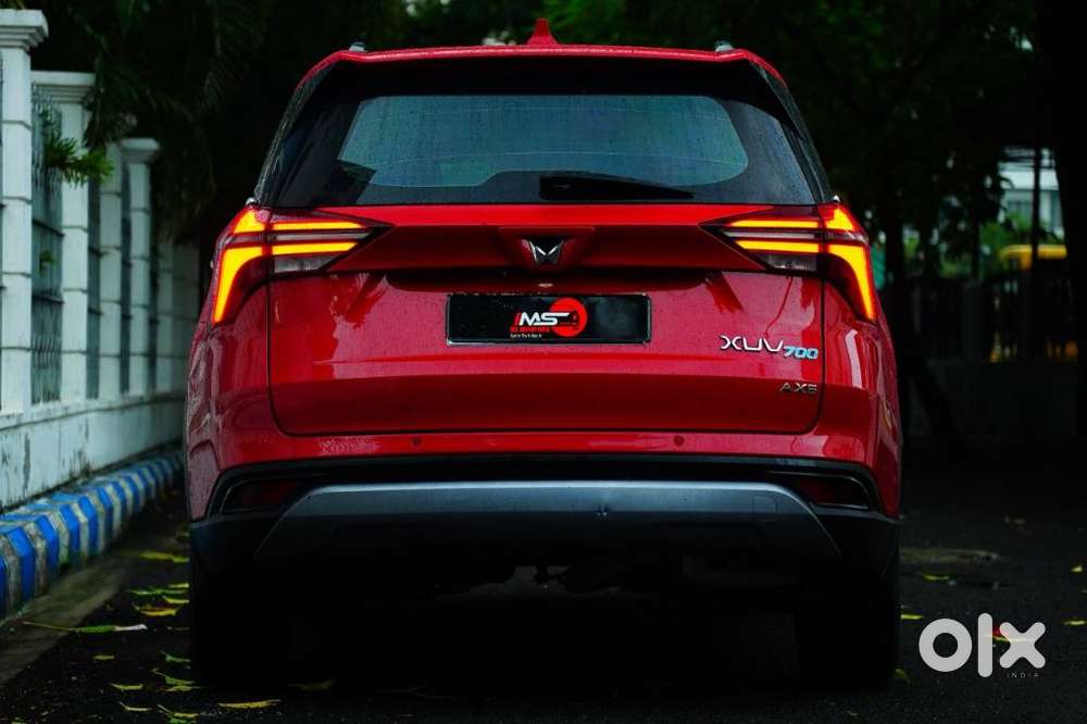 Mahindra Xuv700 2.0 Ax 5 Petrol At Str, 2022, Petrol