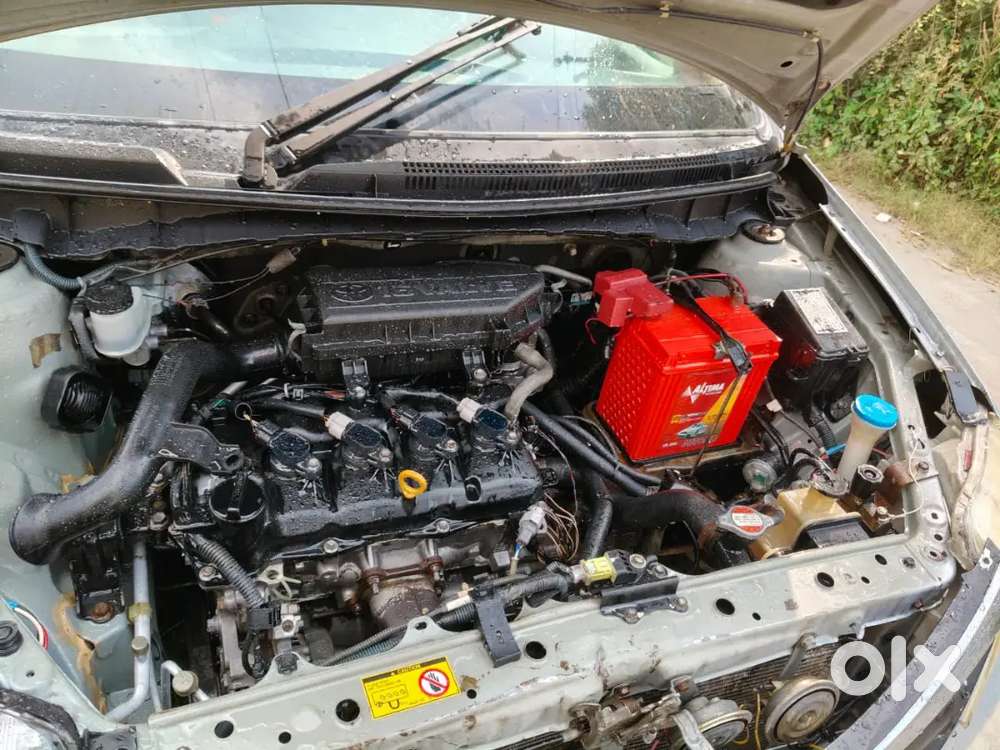 Toyota Etios 2011 Cng & Hybrids Well Maintained
