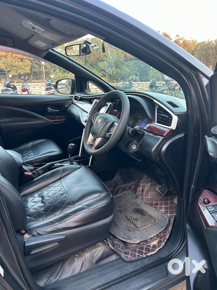 Toyota Innova Crysta [2020-ongoing] 2.4 Gx At 7 Str, 2016, Diesel