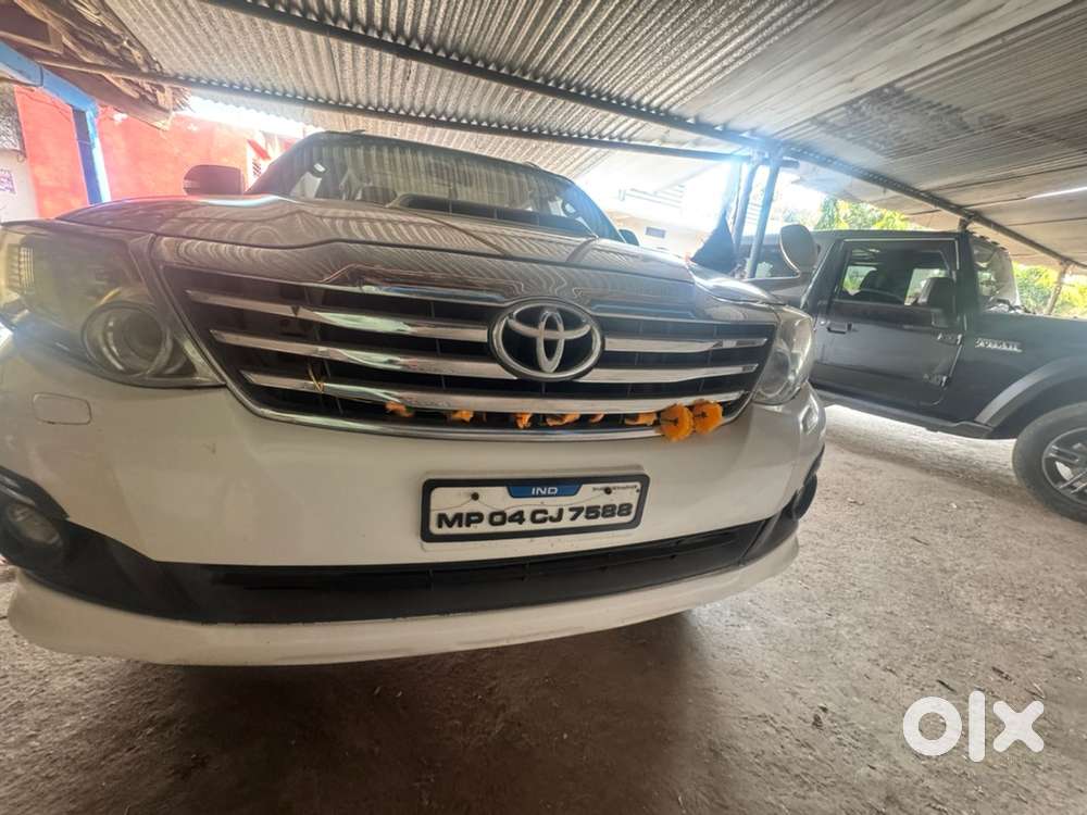 Toyota Fortuner 2012 Diesel 106000 Km Driven