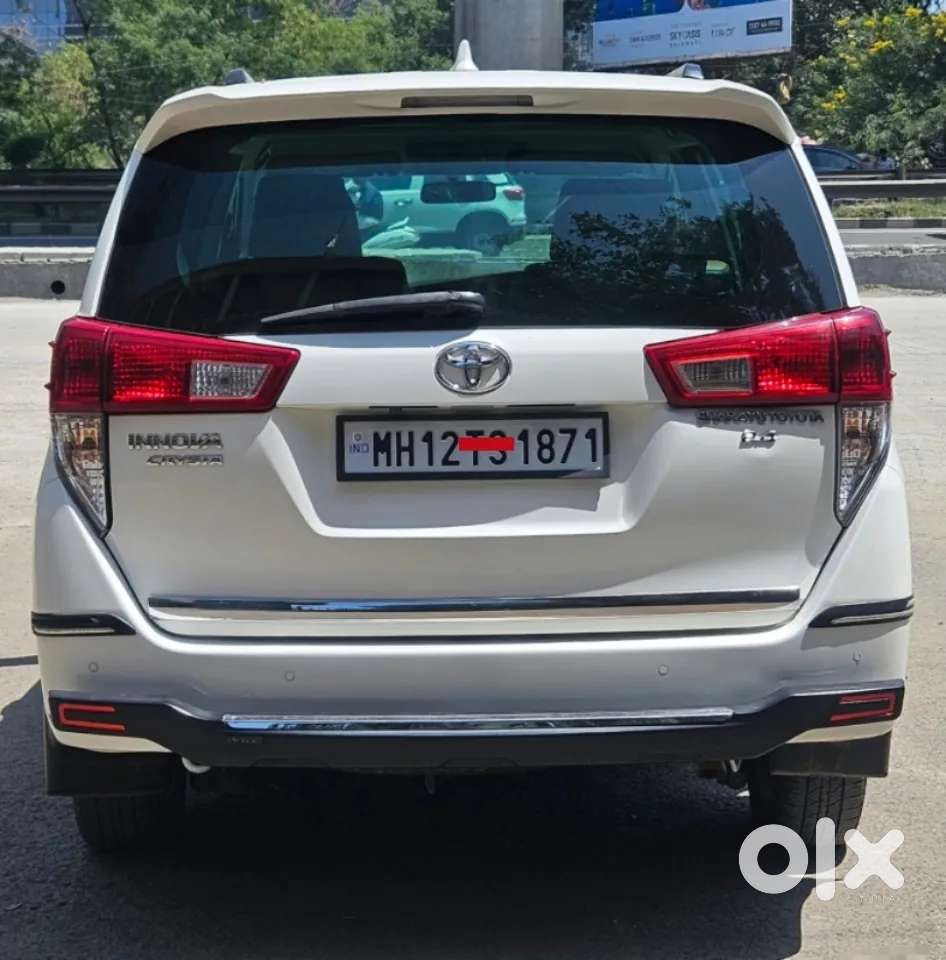 Toyota Innova Crysta [2020-ongoing] 2.4 Gx 7 Str, 2021, Diesel