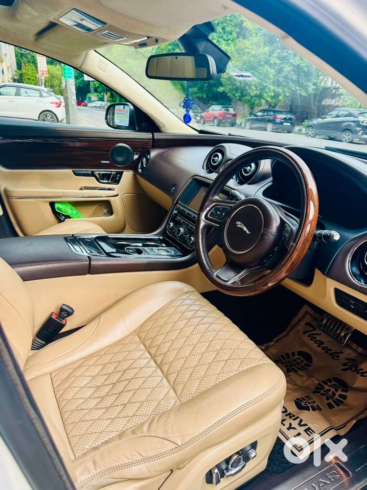 Jaguar Xj 2019 Petrol Good Condition