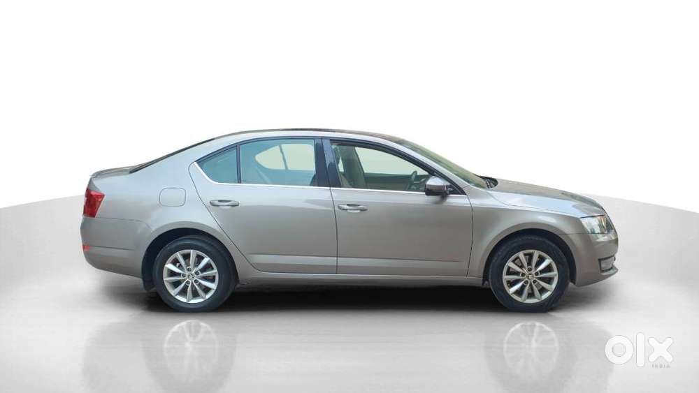 Skoda Octavia 1.8 Tsi Style Plus At, 2016, Petrol