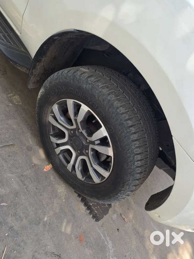 Ford Endeavour 2.2 At Diesel 2019 Showroom Condition Car