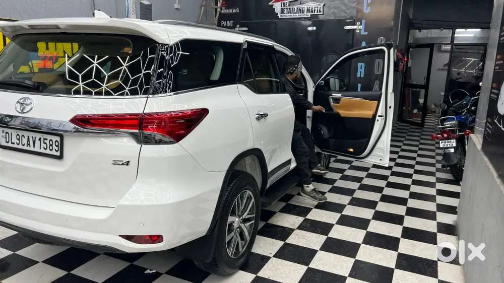 Toyota Fortuner Diesel At 2021