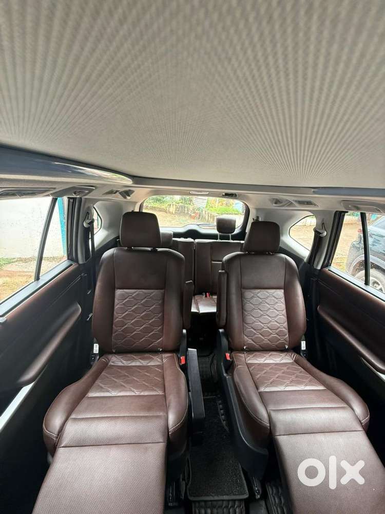 Innova Hycross