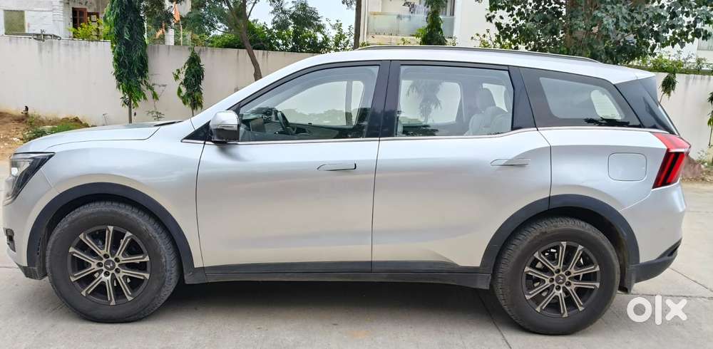 Mahindra Xuv700 2.2 Ax 7 Diesel At Str, 2022, Diesel