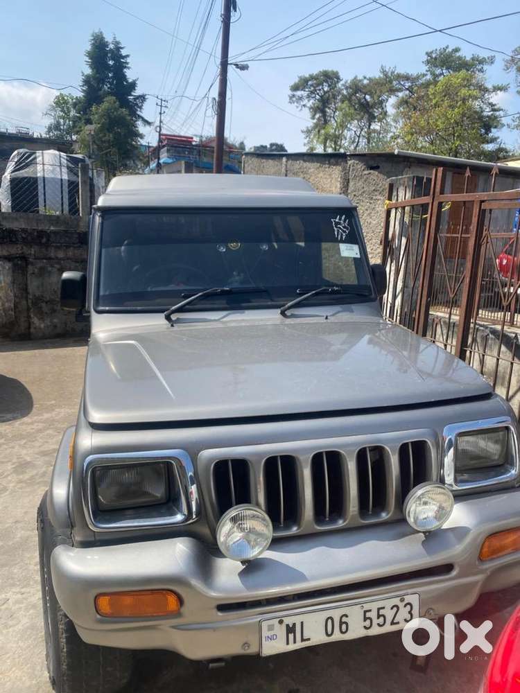 Bolero Invader 5speep 4x4 With Water Tank