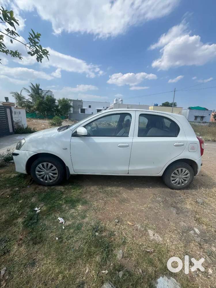 Toyota Etios Liva 2015