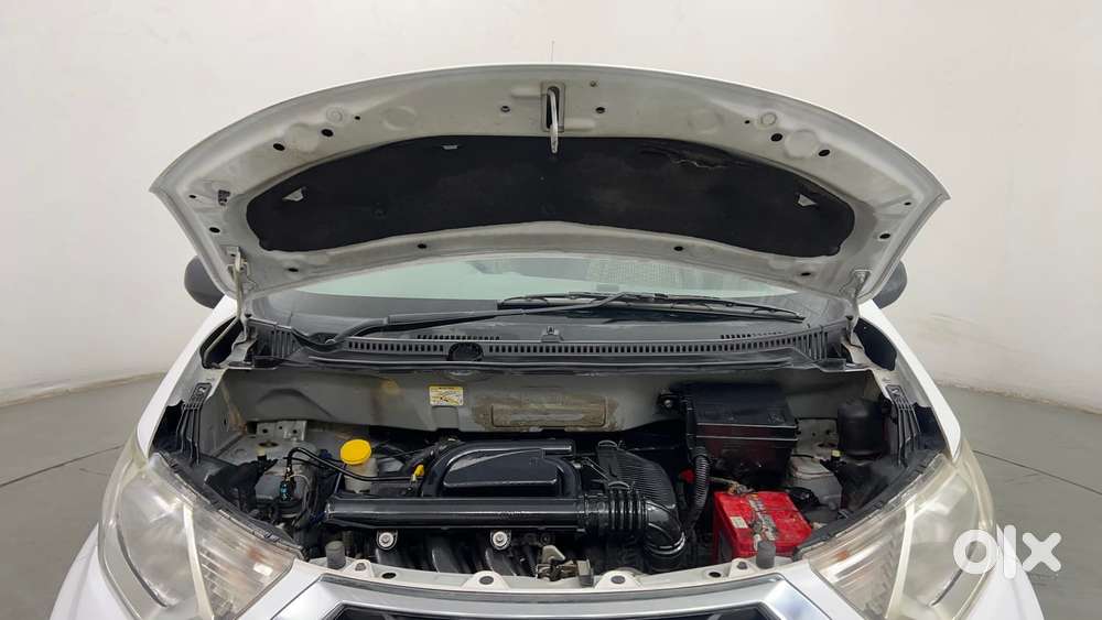 Datsun Redigo T Option, 2016, Petrol
