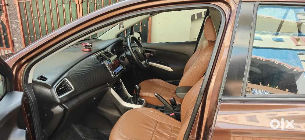 Genuine Vehicle Company Service Record Neat And Clean  Mileage 25 Km