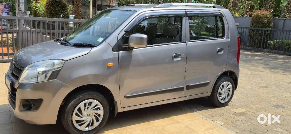 Maruti Suzuki Wagon R Vxi Amt, 2016, Petrol
