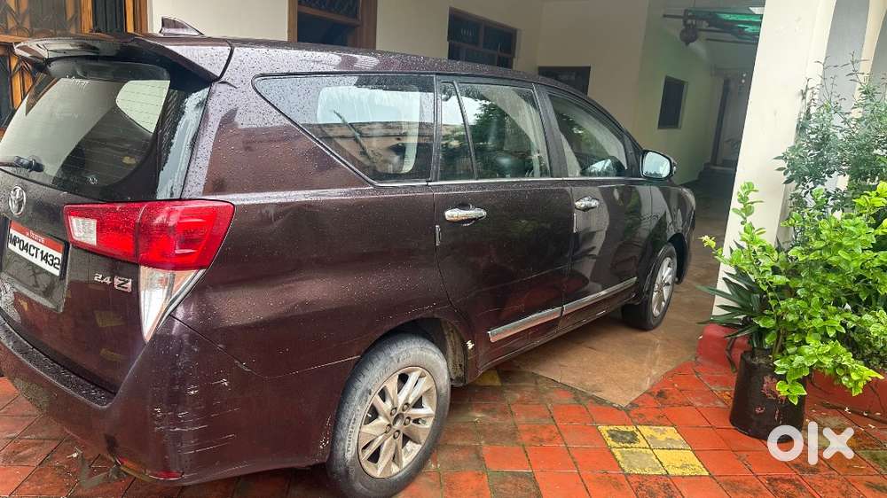 Toyota Innova Crysta 2017