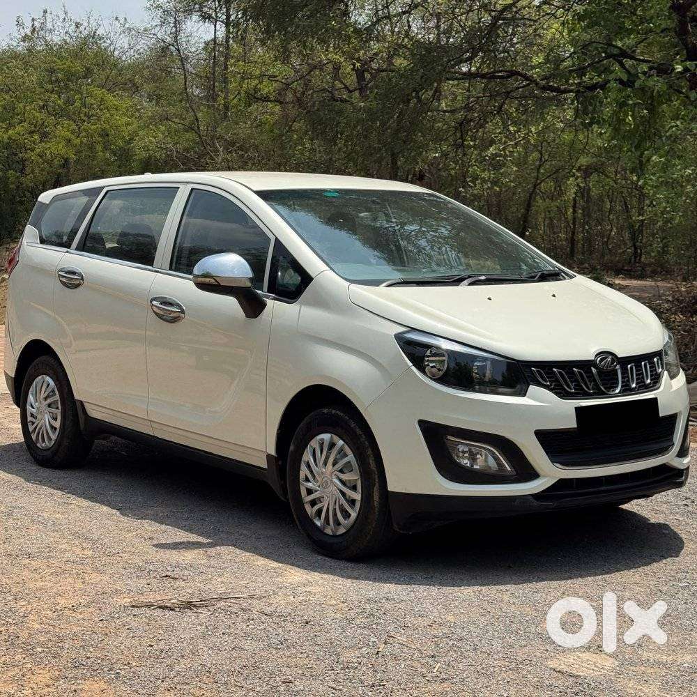 Mahindra Marazzo M2, 2018, Diesel