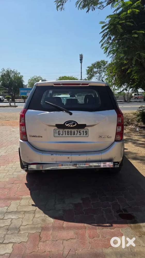 Mahindra Xuv500 2012