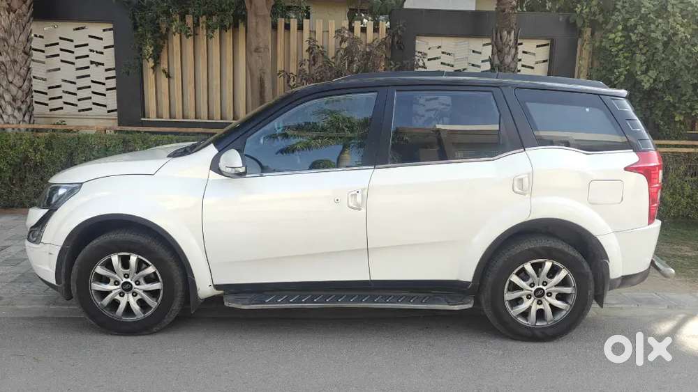 Mahindra Xuv500 2017 Diesel Automatic 73000 Km Driven