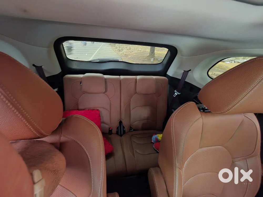 Mg Hector Plus 2022 Diesel Well Maintained