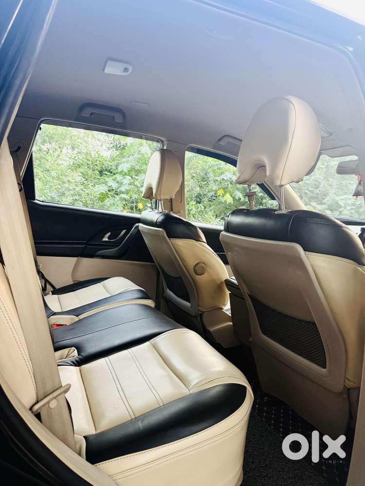 Mahindra Xuv500 W7, 2018, Diesel