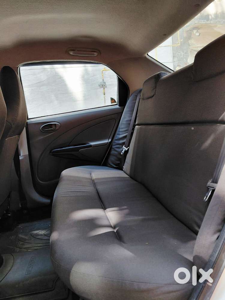 Toyota Etios 2010-2012 G, 2011, Petrol