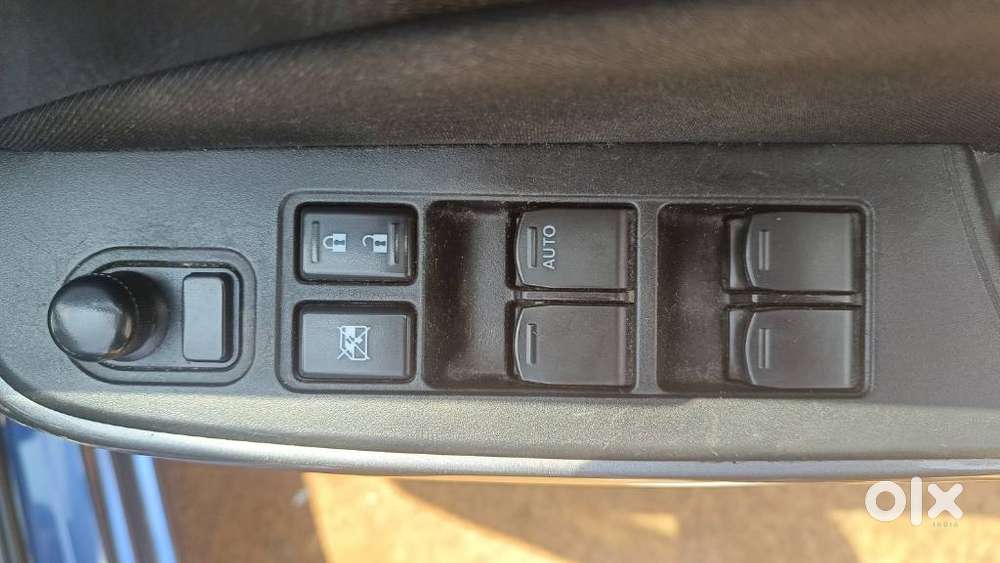 Maruti Suzuki Swift Amt Zxi Plus, 2018, Petrol