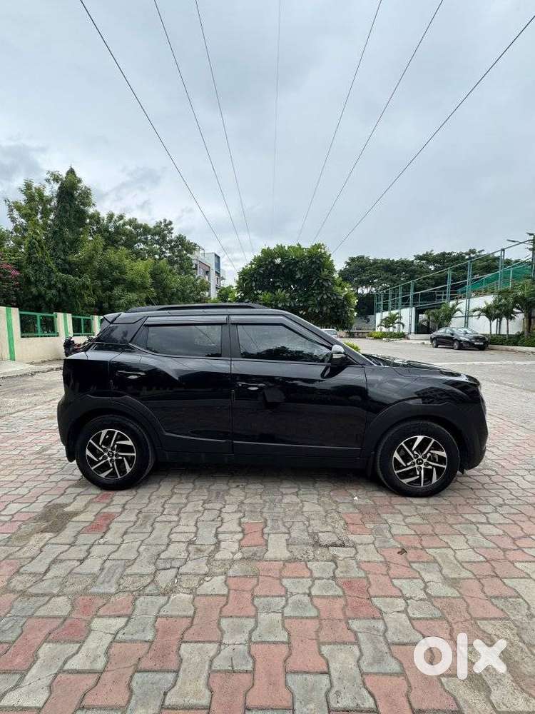 Mahindra Xuv 3xo Ax5 Ds Mt, 2025, Diesel