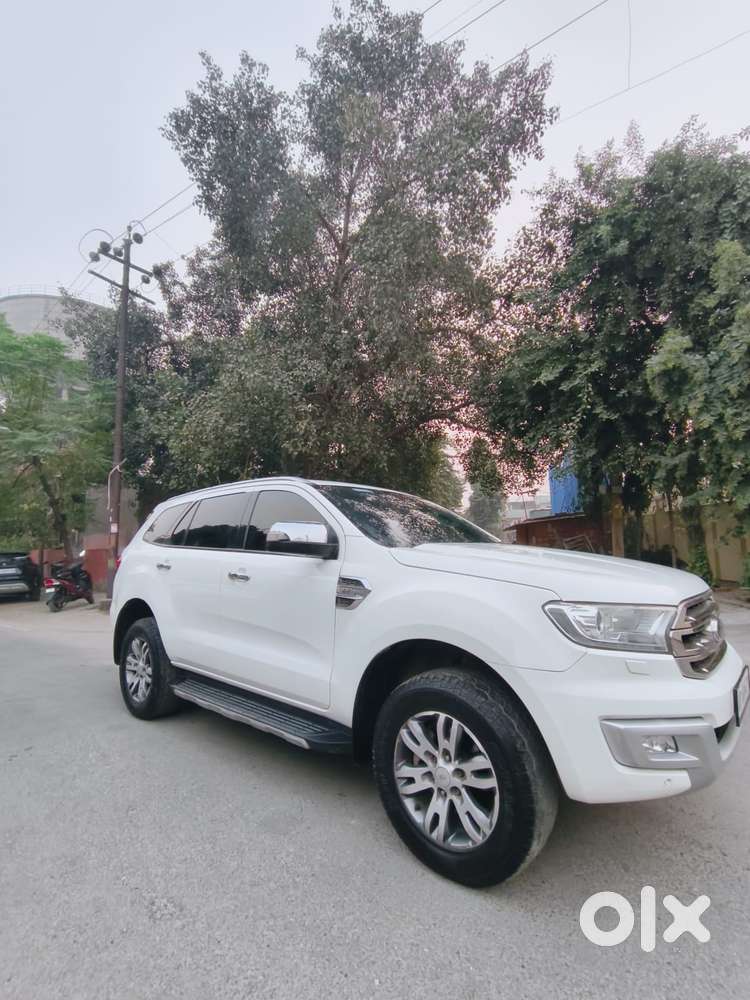 Ford Endeavour 2.2 Titanium At 4x2, 2016, Diesel