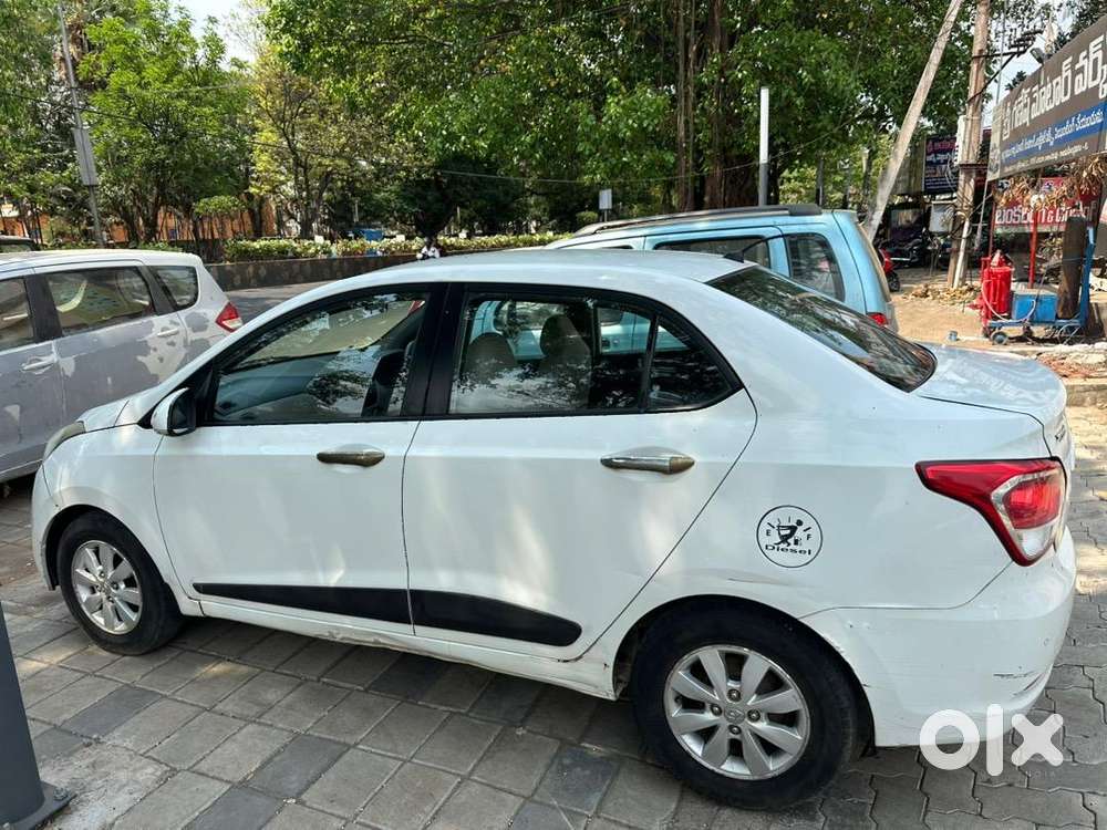 Hyundai Xcent 2015 Diesel 135000 Km Driven