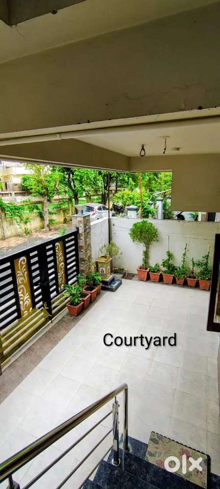 Fully furnished 2BHK house available on rent in posh locality.
