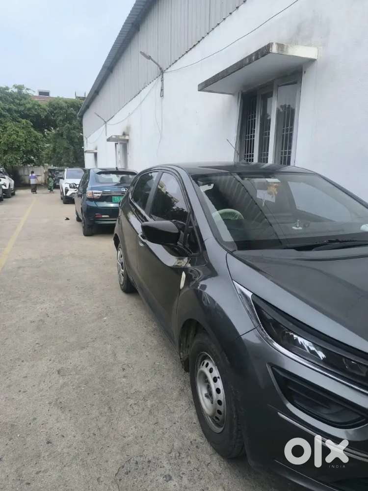 Tata Altroz 1.2 Xm 2023 Petrol Manual