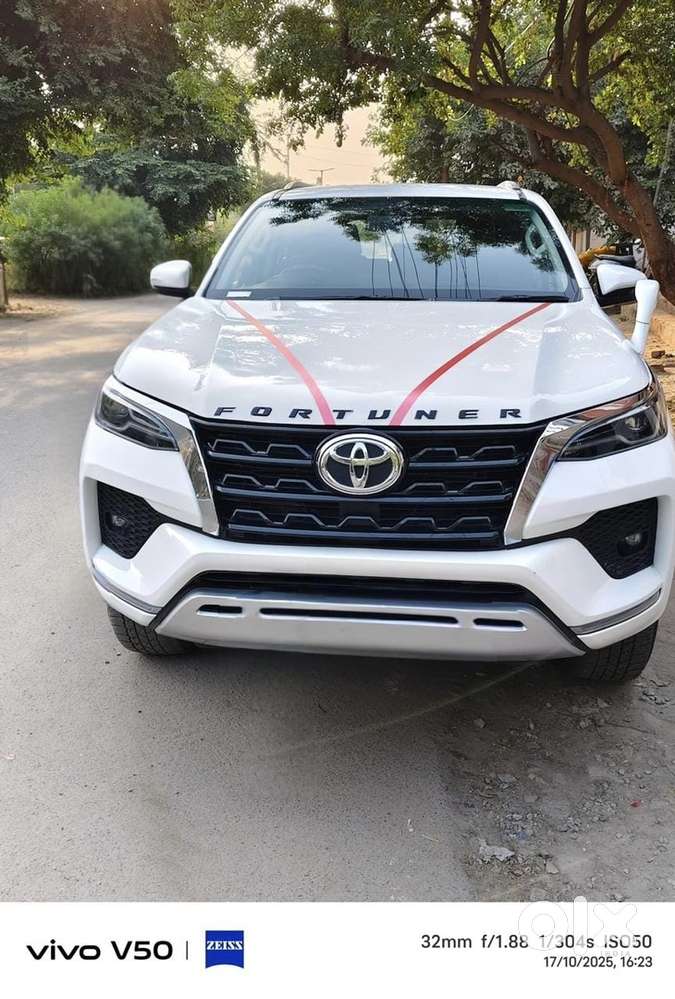 Toyota Fortuner 2024 Diesel Well Maintained